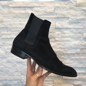 Saint Laurent Men’s Chelsea Boot